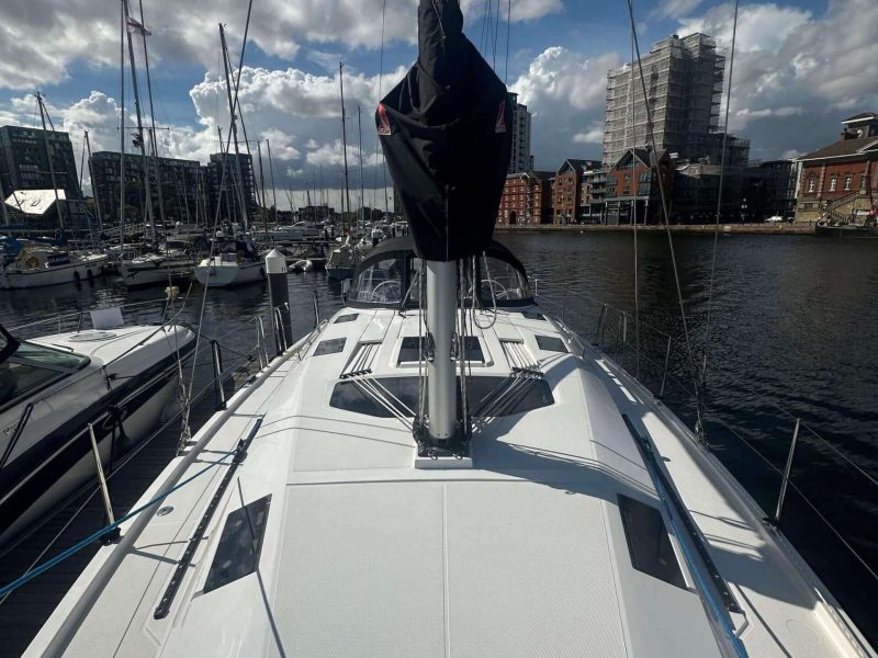 Elan-Impression43-Rossinante-Yachts-10