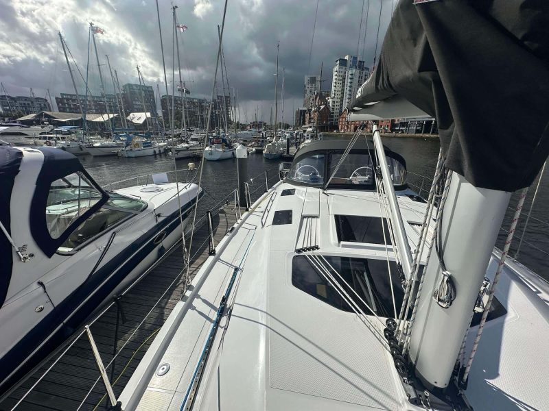 Elan-Impression43-Rossinante-Yachts-100