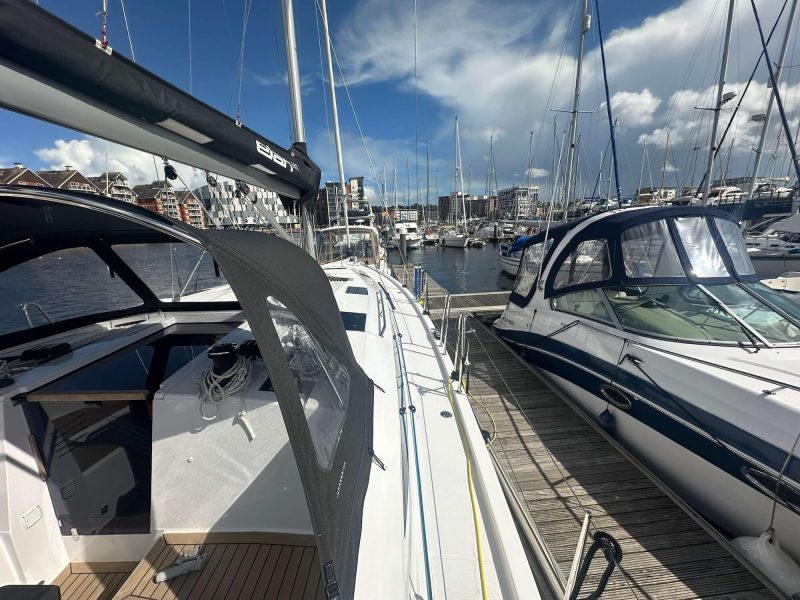 Elan-Impression43-Rossinante-Yachts-18