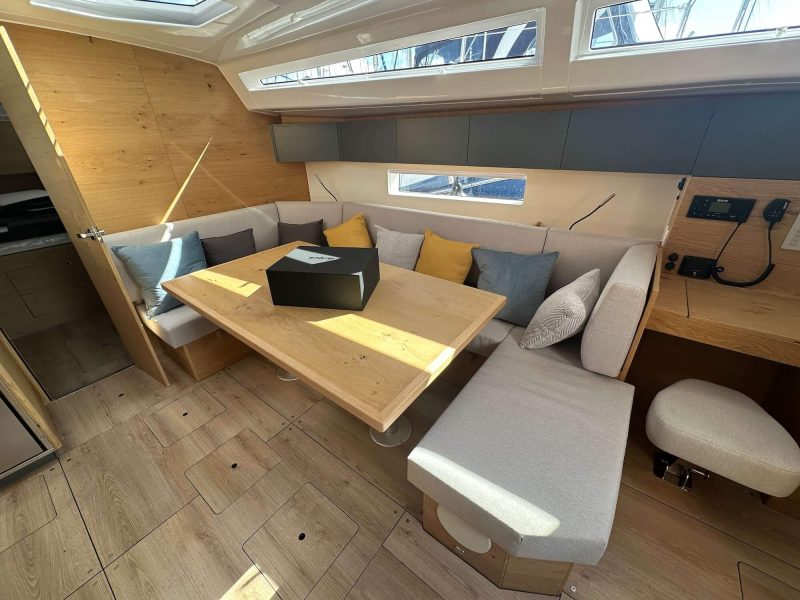 Elan-Impression43-Rossinante-Yachts-36