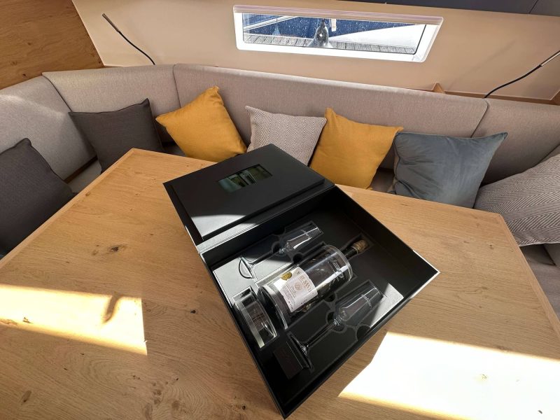 Elan-Impression43-Rossinante-Yachts-38