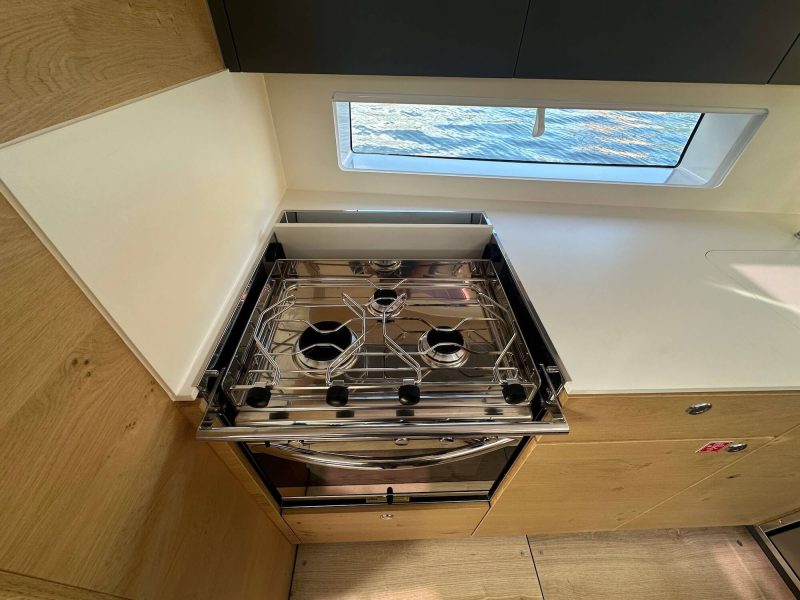 Elan-Impression43-Rossinante-Yachts-41