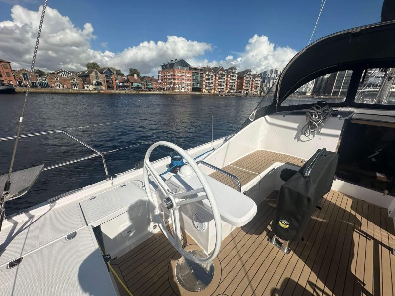 Elan-Impression43-Rossinante-Yachts-5