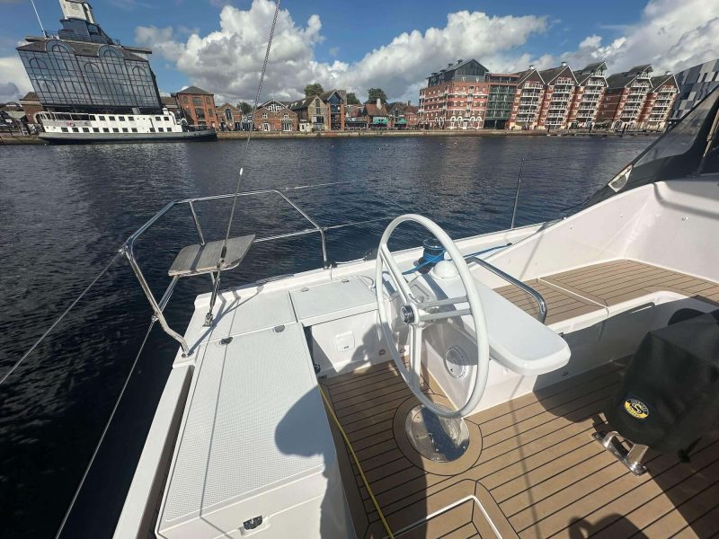 Elan-Impression43-Rossinante-Yachts-6