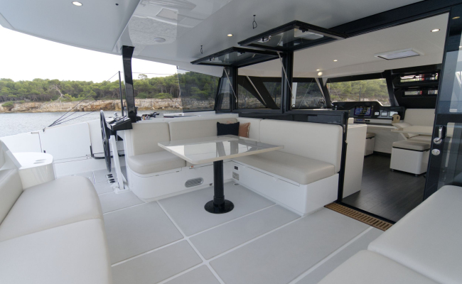 Rossinante-HH44-Exterieur-Catamaran-10