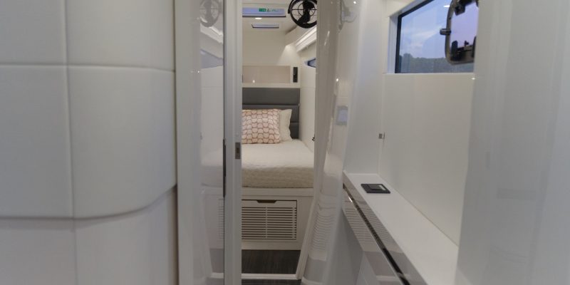 Rossinante-HH44-Interieur-Catamaran-6