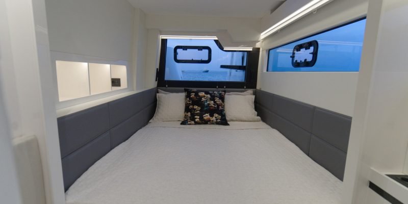 Rossinante-HH44-Interieur-Catamaran-8
